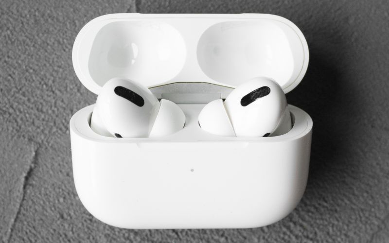 AirPods Connecting While in the Case