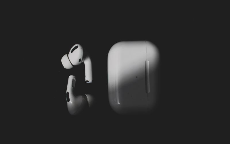 Keep AirPods from Hanging Up